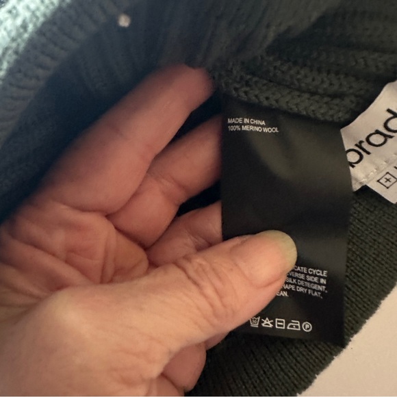 brady +Live Olive Green Knot Beanie One Size - Picture 6 of 8
